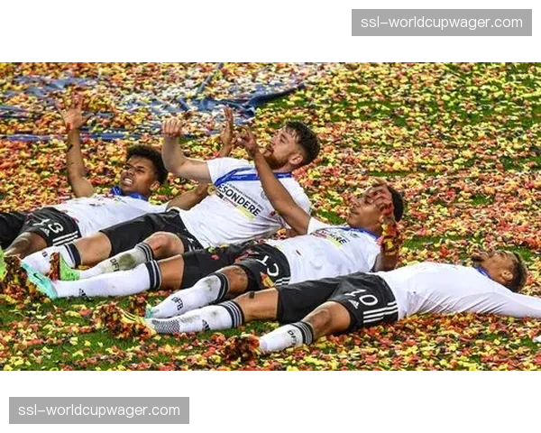 深度报道:解析巴萨拉玛西亚青训营新一代中场井喷现象 深度报道:解析巴萨拉玛西亚青训营新一代中场井喷现象